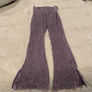 PINK Victoria's Secret Marbled Purple Leggings